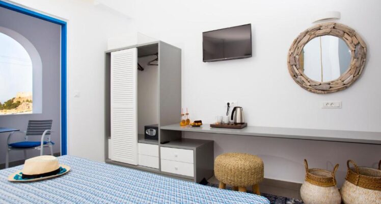 Double Room With Balcony With Panoramic Sea9